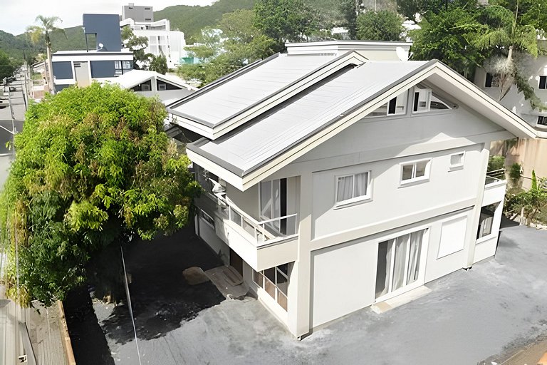 Studio 200m da praia de bombinhas 02